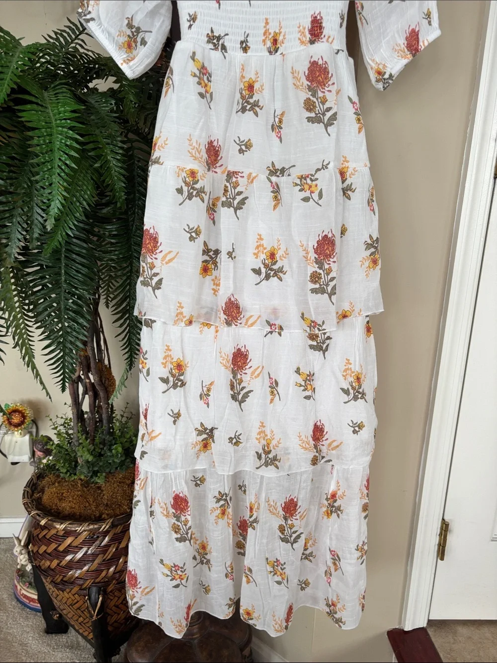 J. Gee White Boho Floral Tiered Maxi Dress Smocked Bodice Ruffle Puff Sleeves - Picture 12 of 15